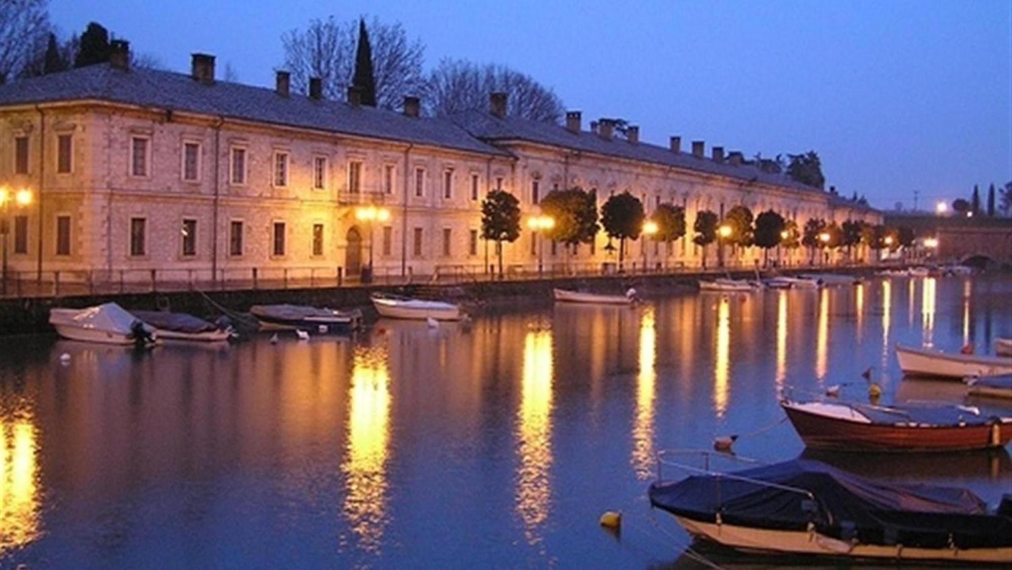Cappuccini Appartments Peschiera del Garda Exterior photo