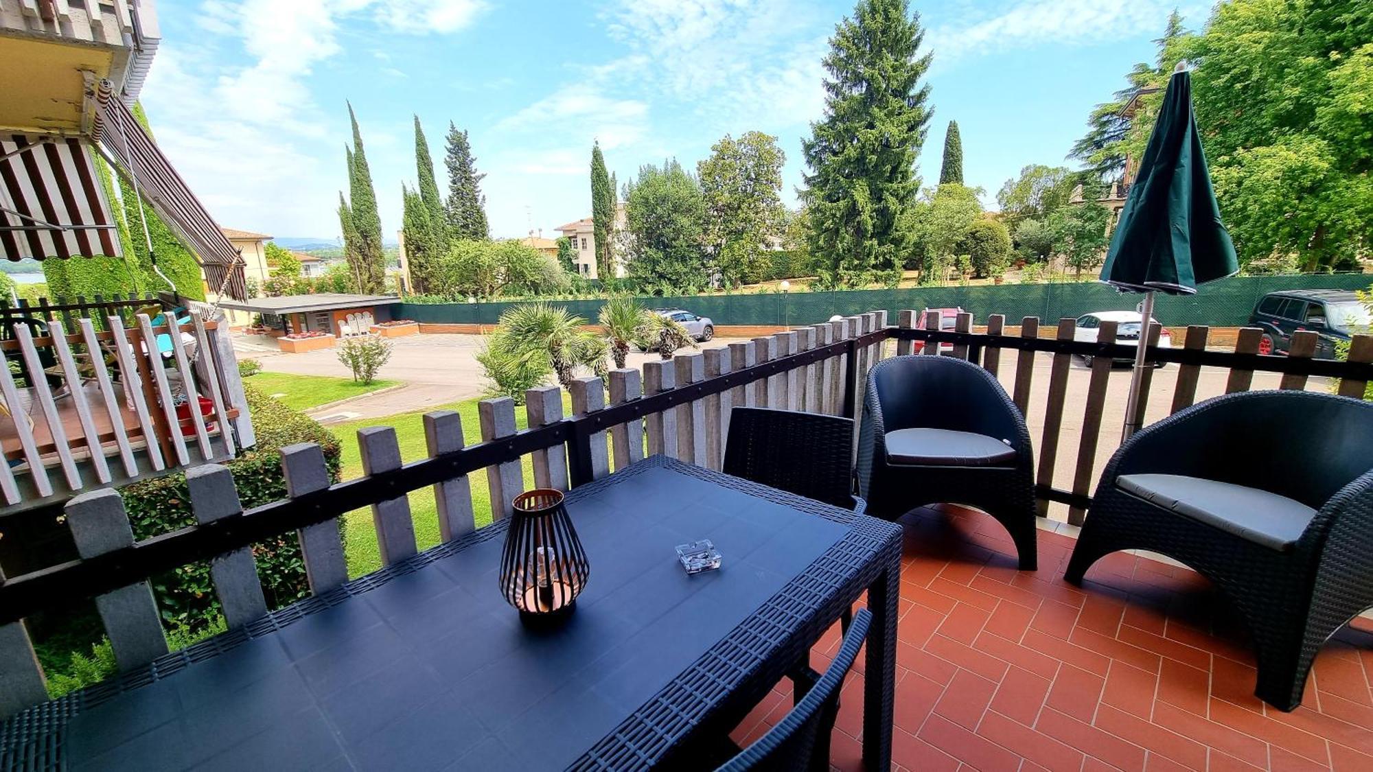 Cappuccini Appartments Peschiera del Garda Exterior photo